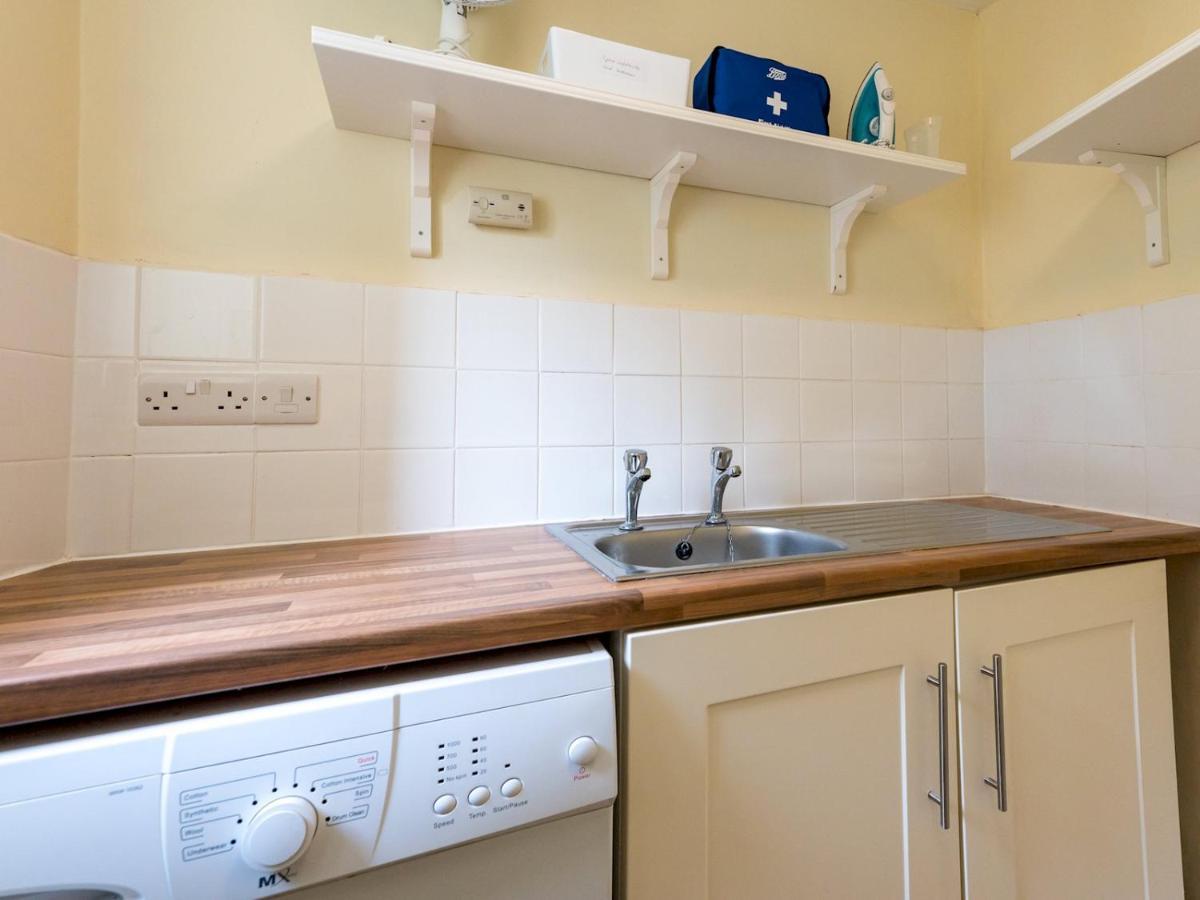 Pass The Keys Cosy 2 Bedroom Victorian Cottage Ludlow Esterno foto